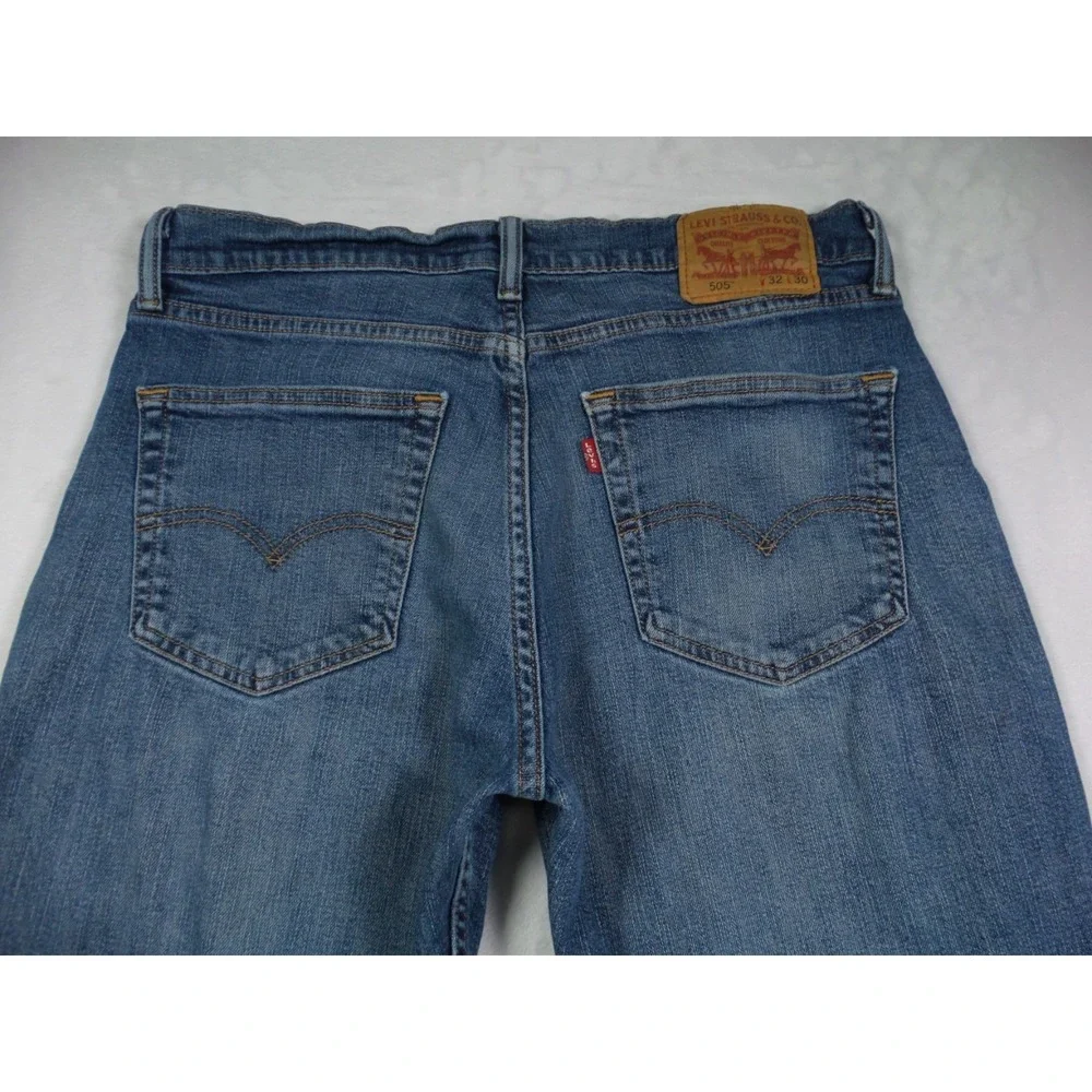 Levis levis 505